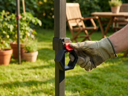 Black lock fitting made of steel and plastic - product detail