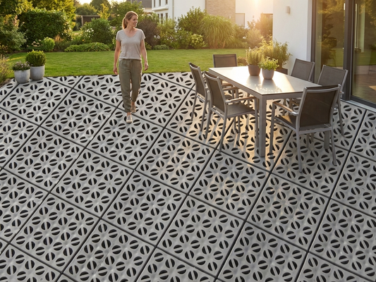 Grey plastic flooring made from high quality polyethylene - product detail