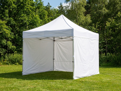 White pop-up gazebo with aluminium frame for outdoor events