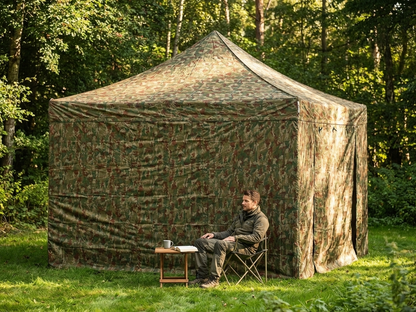 Camouflage pop-up gazebo with steel frame for outdoor use