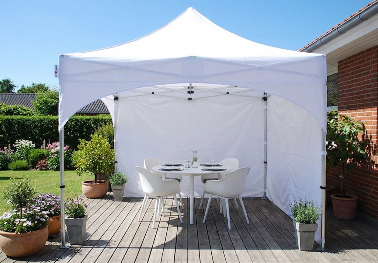White pop-up gazebo with aluminium frame for outdoor events