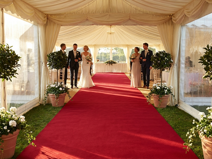Red carpet runner for events, 2x16 m polyester