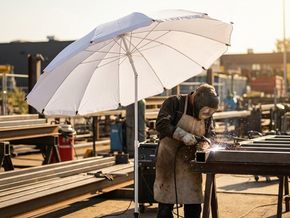 White welding umbrella with a 2m diameter, flame retardant, and water resistant