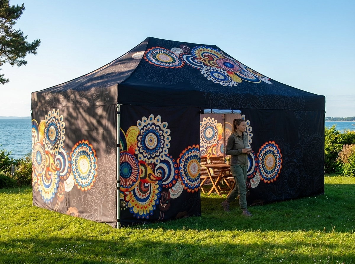 White pop-up gazebo with aluminium frame for outdoor events