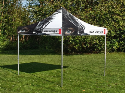 White pop-up gazebo with aluminium frame for outdoor events