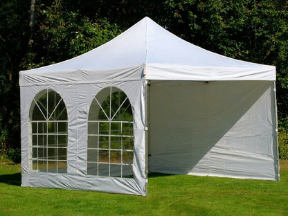 White pop-up gazebo 4x4m for outdoor events