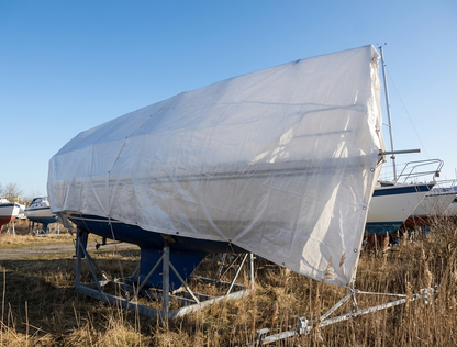 White polyethylene tarpaulin 6x10 m for outdoor protection