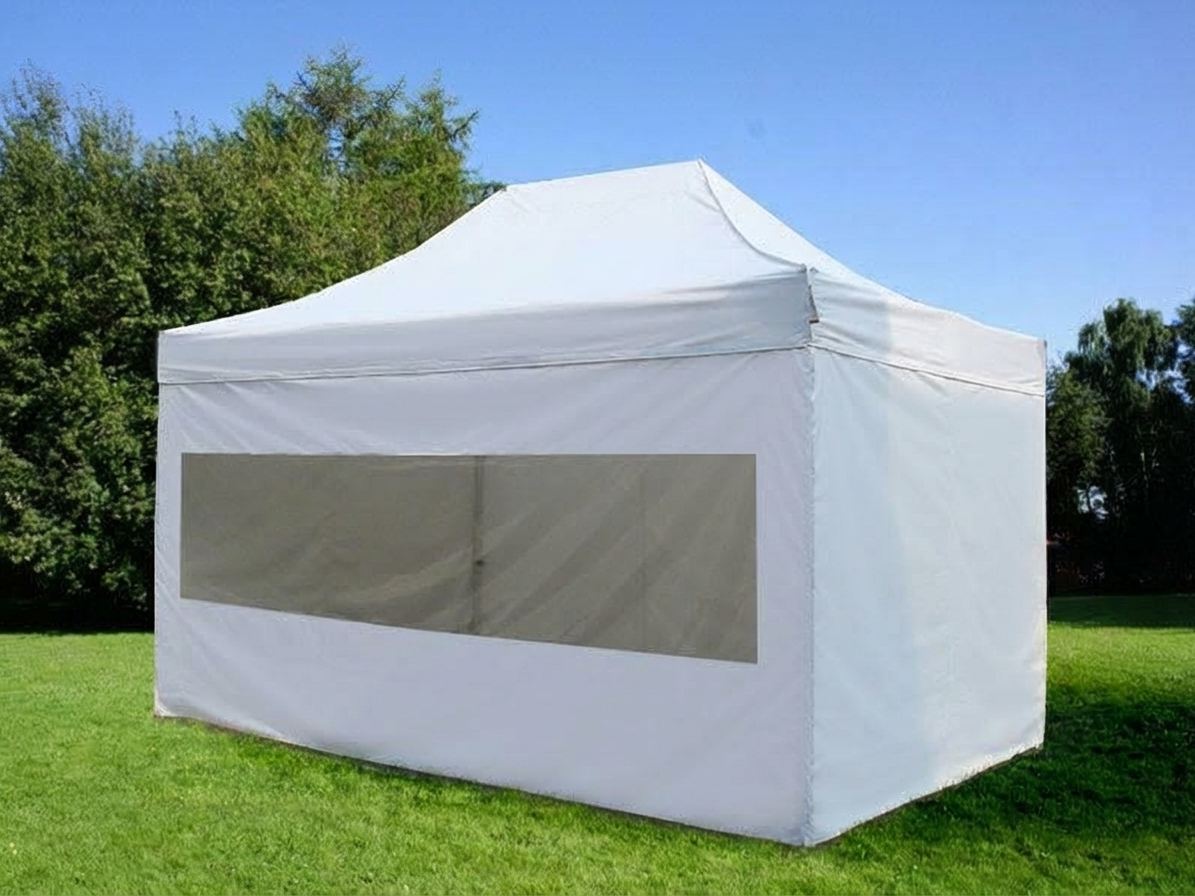 White pop-up gazebo with aluminium frame for outdoor events