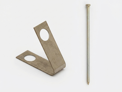 Storage bag with pegs and brackets in silver steel - product detail