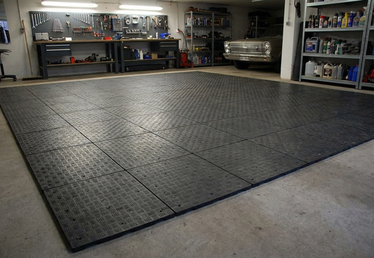 Anthracite recycled PE flooring suitable for indoor and outdoor use