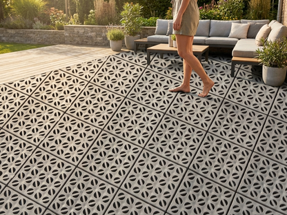 Grey plastic flooring - durable polyethylene for versatile use - product detail
