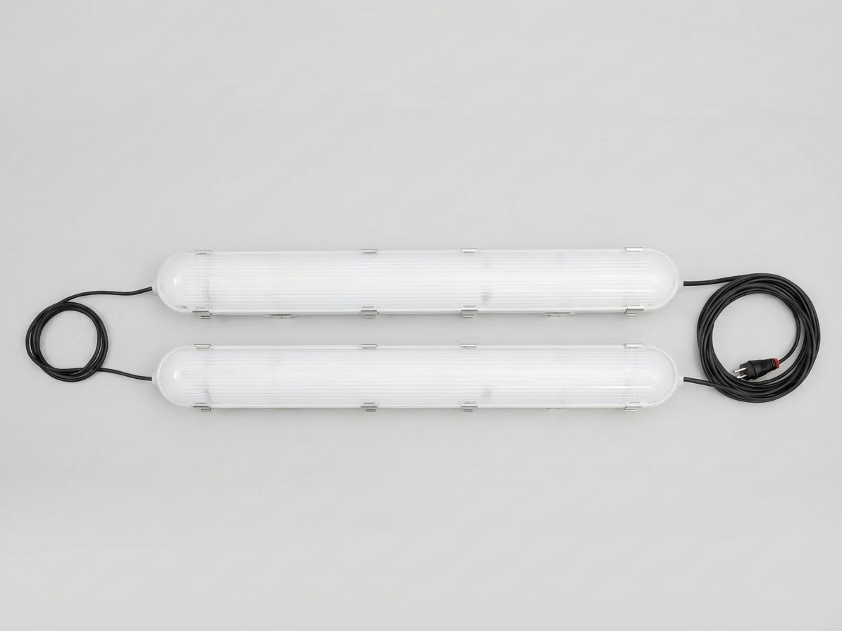 Industrial LED fixture in white polycarbonate for commercial lighting - product detail