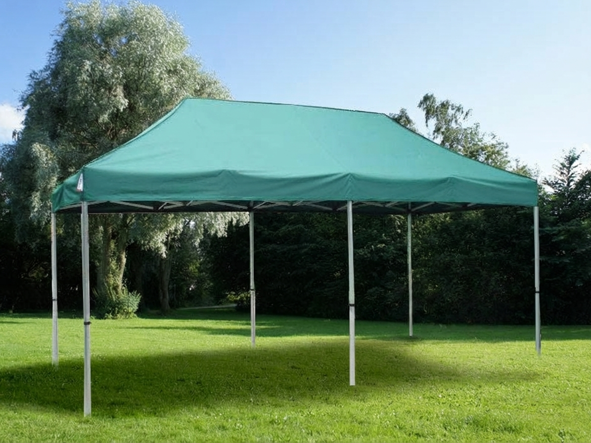 Green pop-up gazebo with aluminium frame for outdoor use